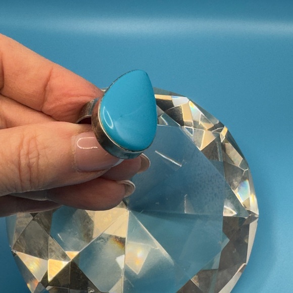 Elegant Teardrop Silver Turquoise adjustable ring - Picture 4 of 5
